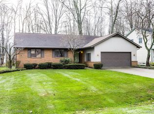 4215 Quaker Hill Dr, Fort Gratiot, MI 48059