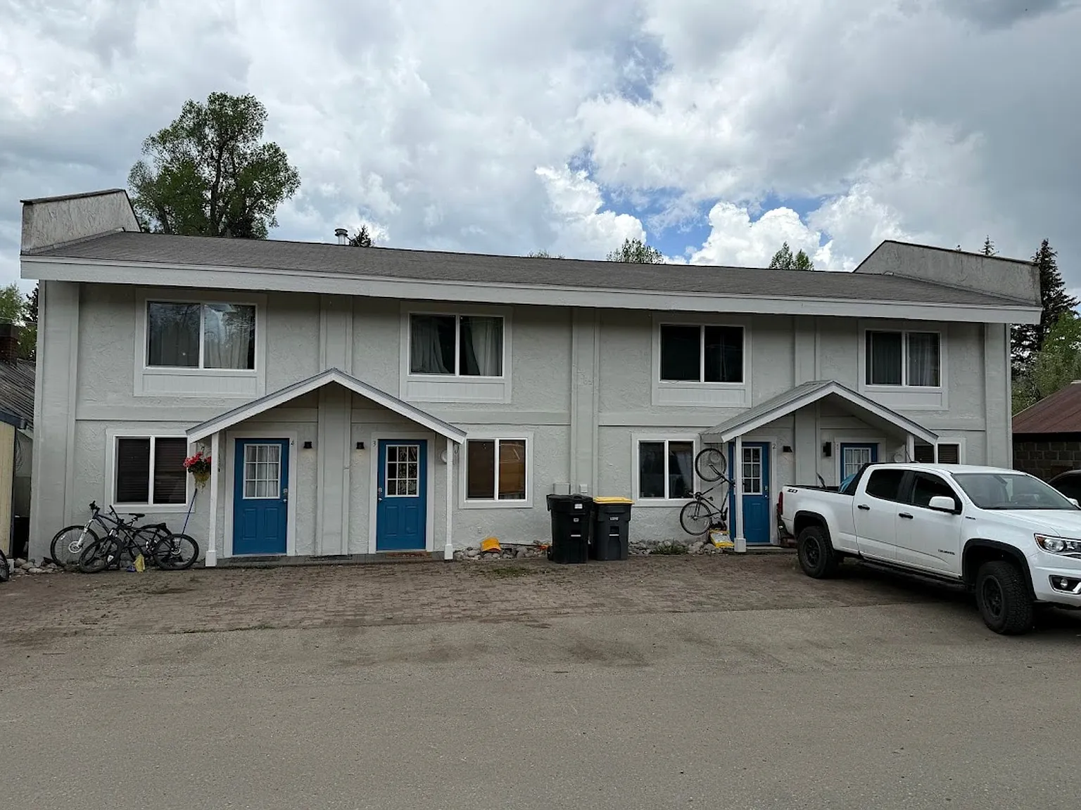 Downtown 2bedroom Townhome — Photo 3