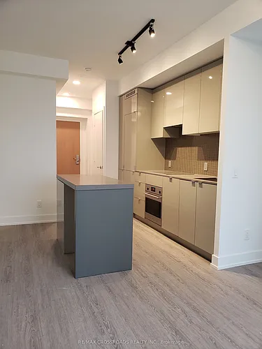 7 Grenville St #3313 Photo 1