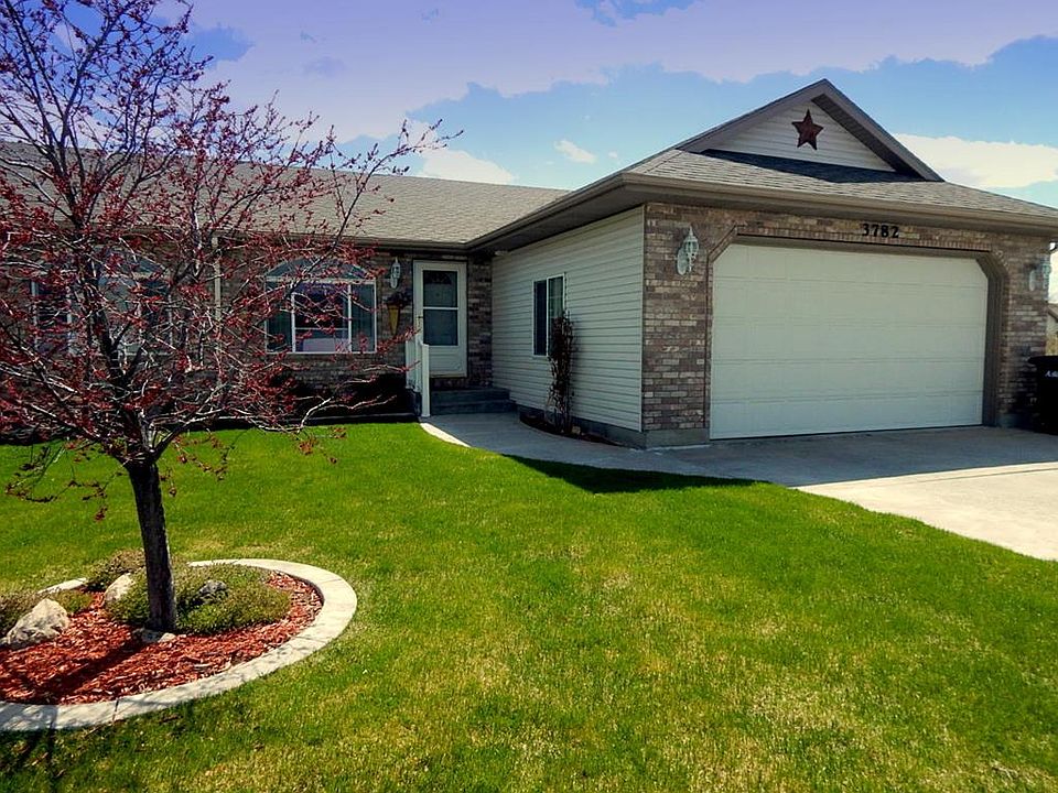 1st image of 3782 E Briar Creek Cir