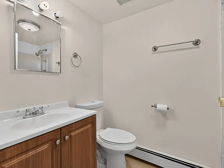 364 Princeton Ave #1 — Photo 17