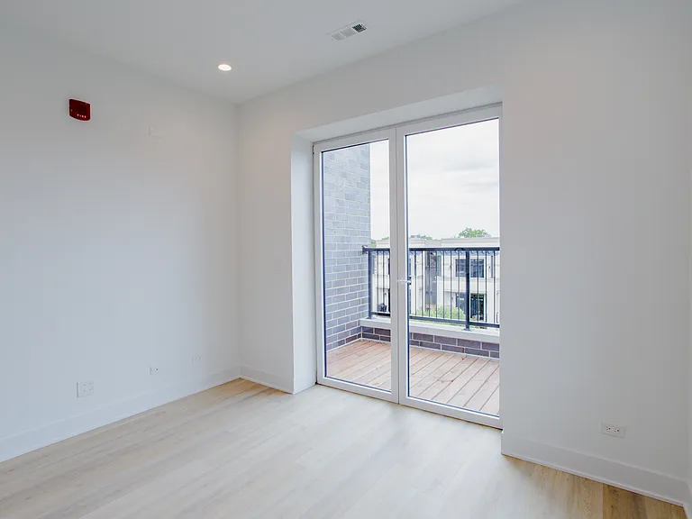The Aura Apartments — Photo 6