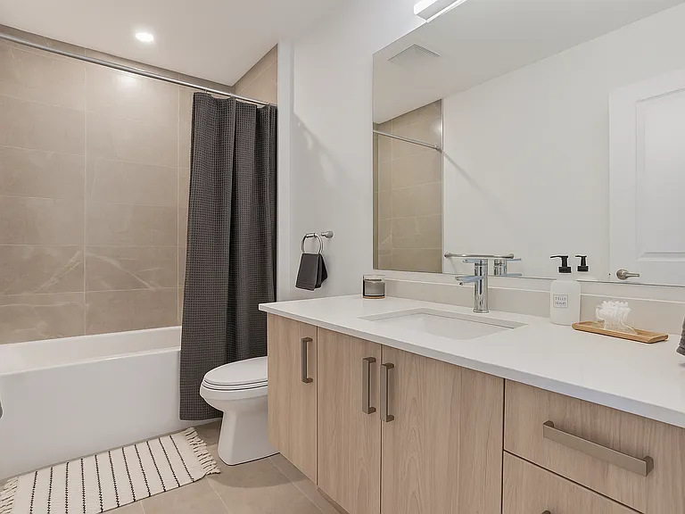 3240 William Coltson Ave — Photo 149