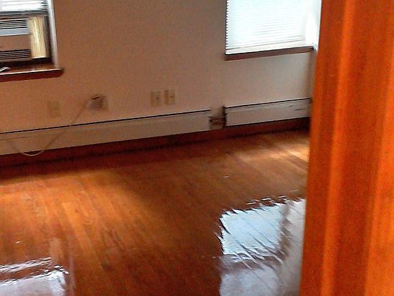 5th image of 388 3rd Ave