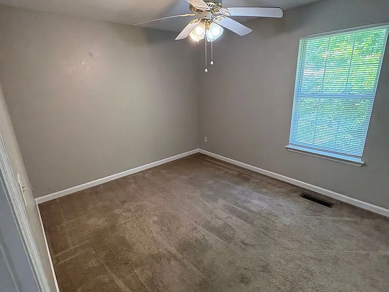 1106 Carline Rd — Photo 33