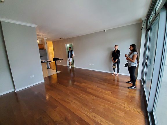3rd image of 125 S Jefferson St Unit 2405