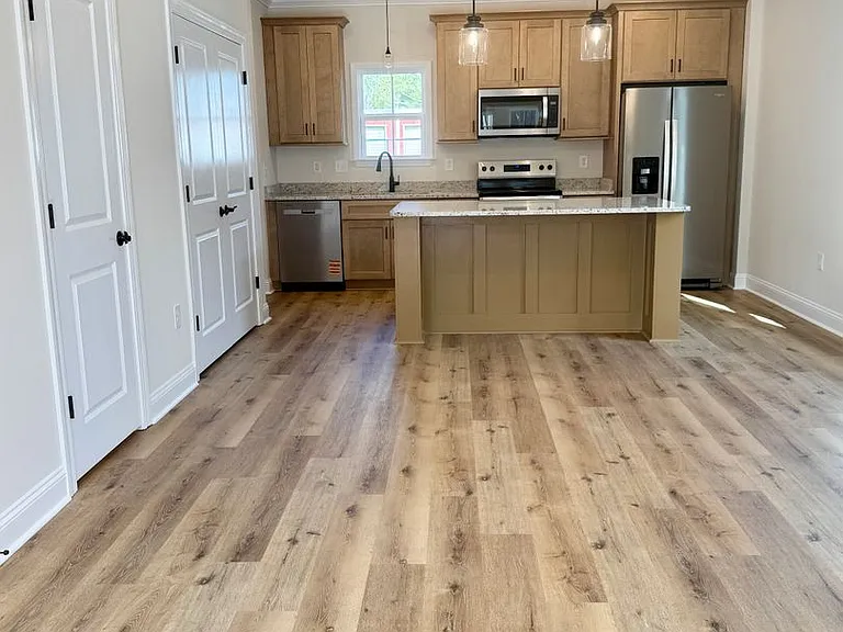 101 Charlton Ct — Photo 3