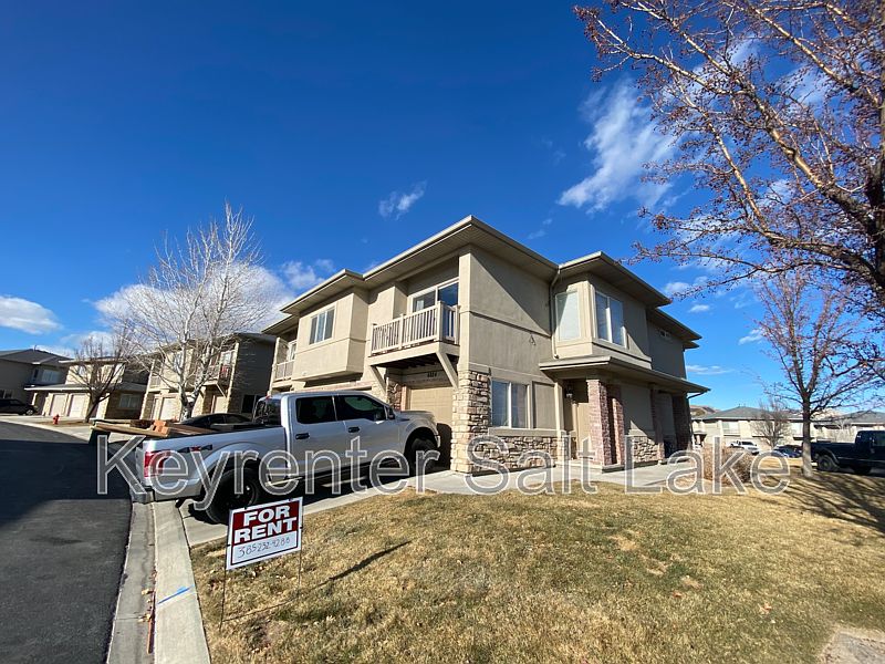 1st image of 4884 W Aspen Springs Dr