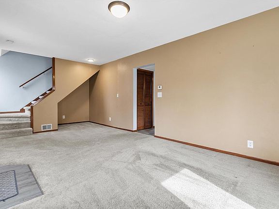 4th image of 162 North 74th STREET