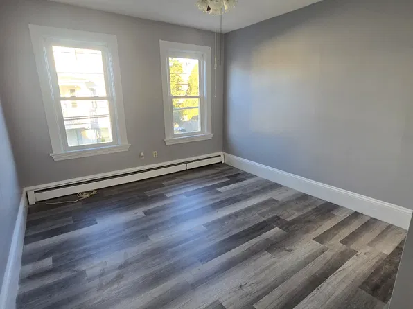 34 Kindergarten St Floor 2, Woonsocket, RI 02895