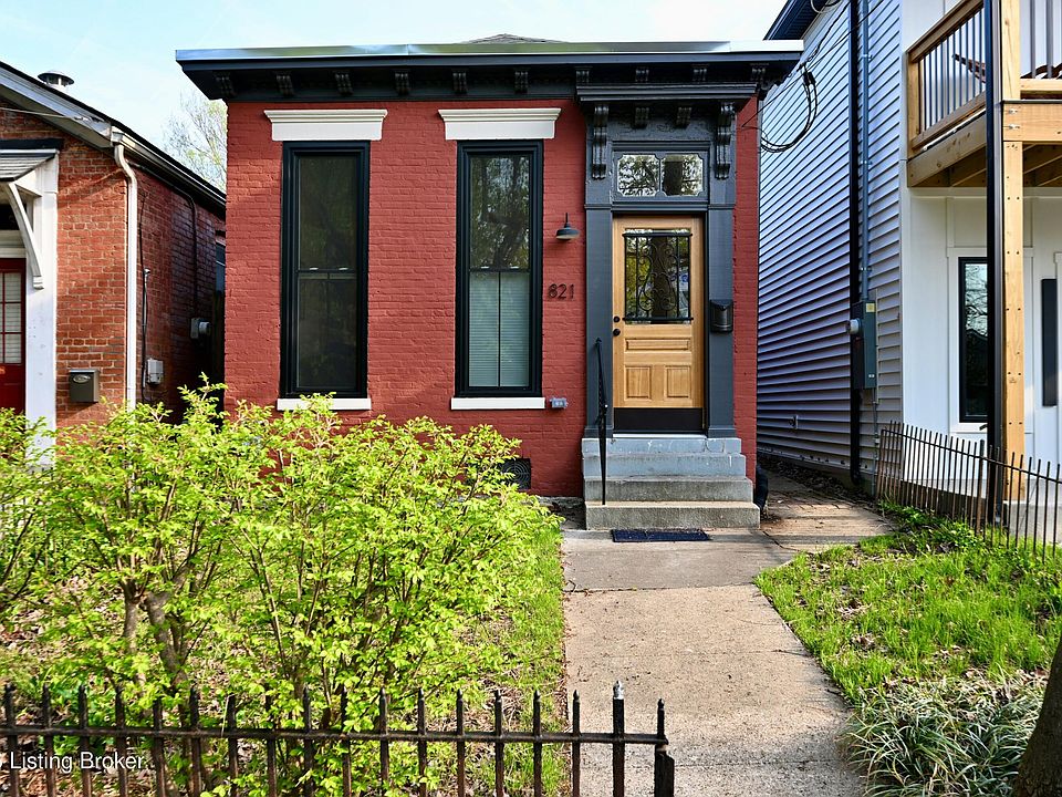 1st image of 821 E Chestnut St