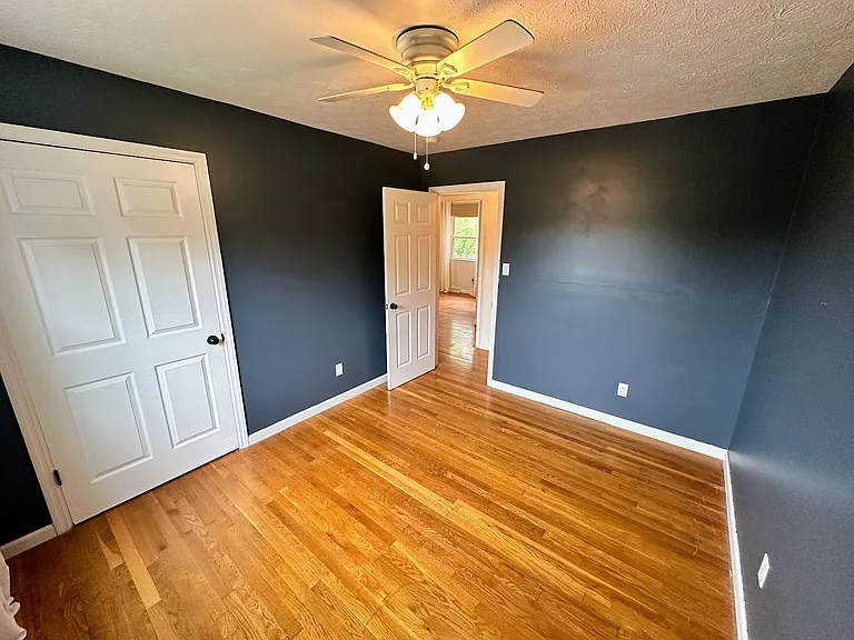 1187 Devonport Cir — Photo 10