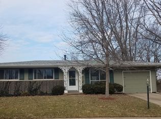3711 W Yorkshire Ave, Peoria, IL