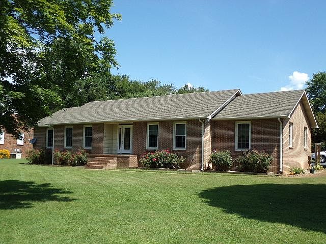 1st image of 484 Timberlake Dr