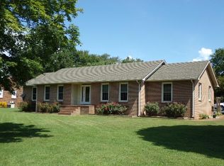 484 Timberlake Dr, Estill Springs, TN 37330