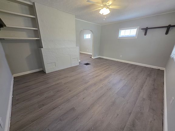5th image of 2852 E 12th Ave