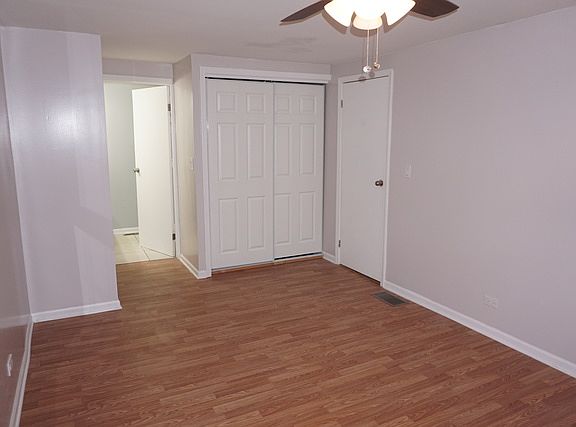 5th image of 3849 Devonshire Ln