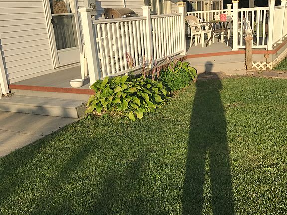 Deck rear of house w/pa 