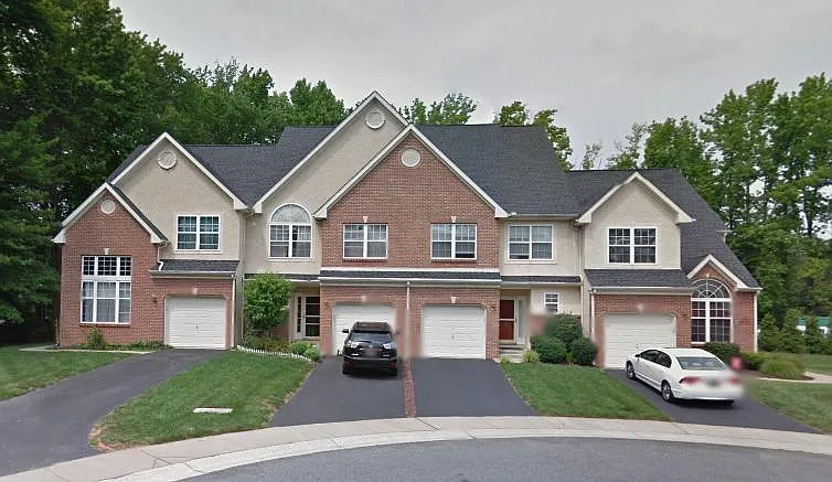 28 Forest Gate Ln — Photo 1