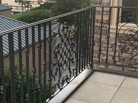 balcony
