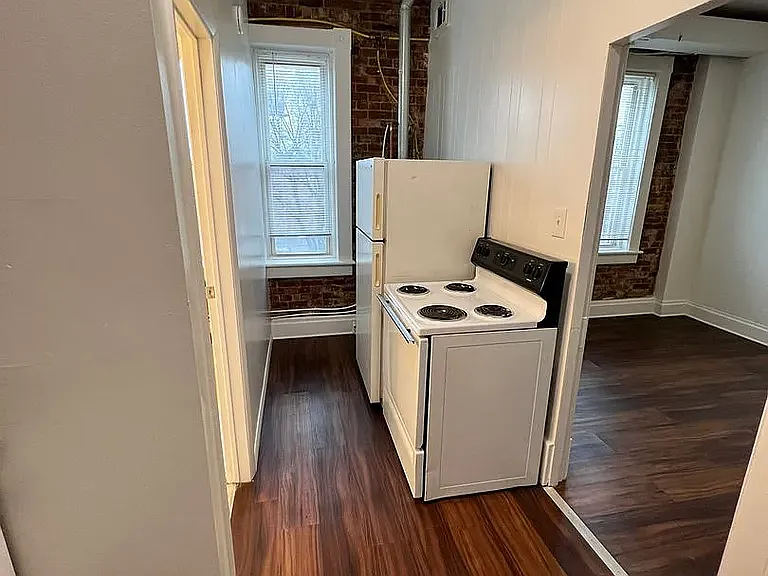 1 bed, $900 — Photo 4