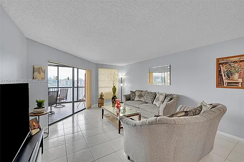 7250 Fairfax Dr #302 Photo 1