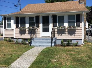 39 McKinley St, Wareham, MA 02571