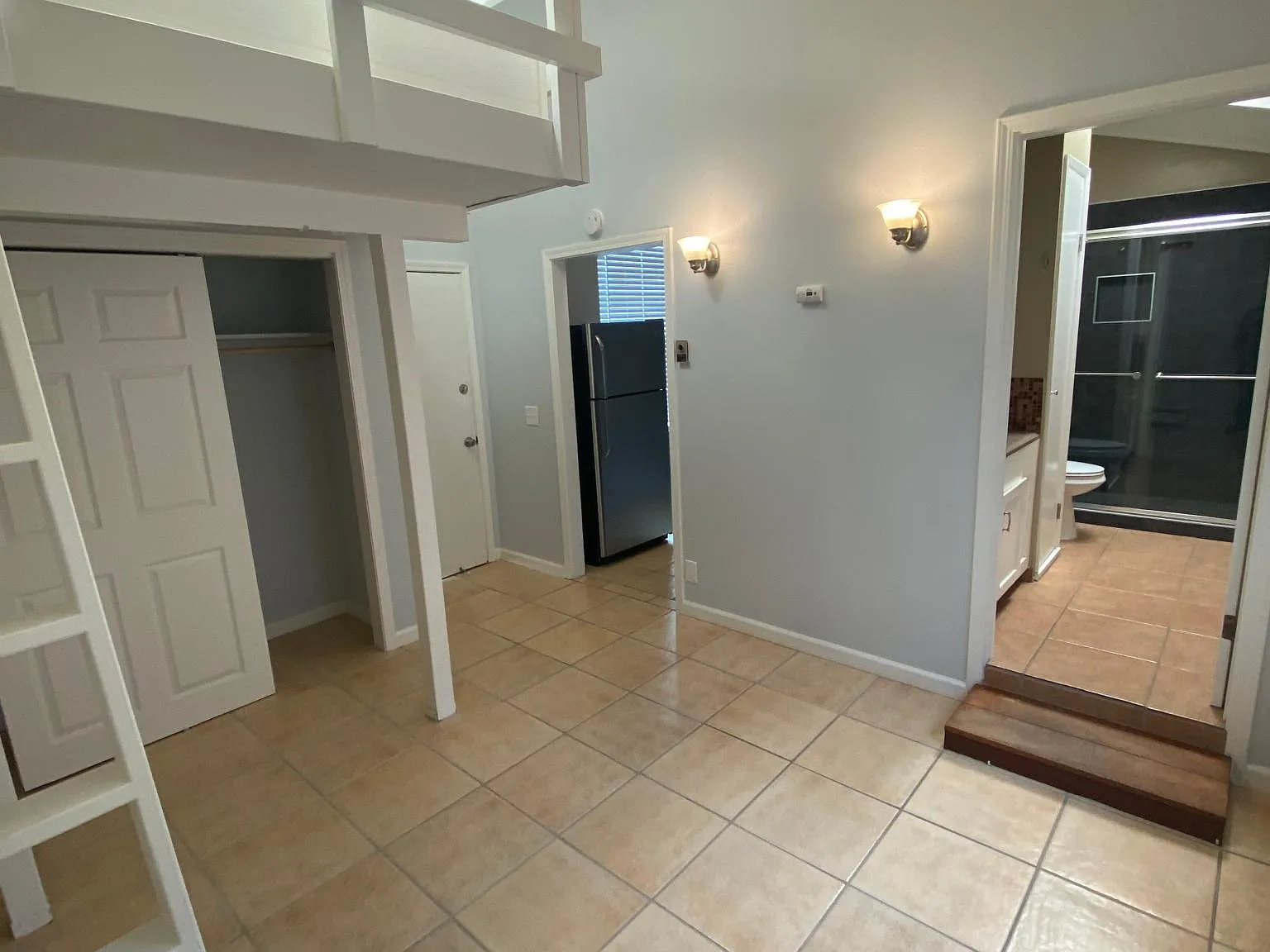 Studio, 350 sqft, $2,300 — Photo 1