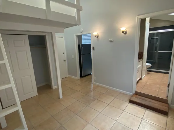 114 Franklin St #B, Santa Cruz, CA 95060