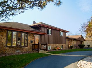 10724 S Lloyd Dr, Worth, IL 60482