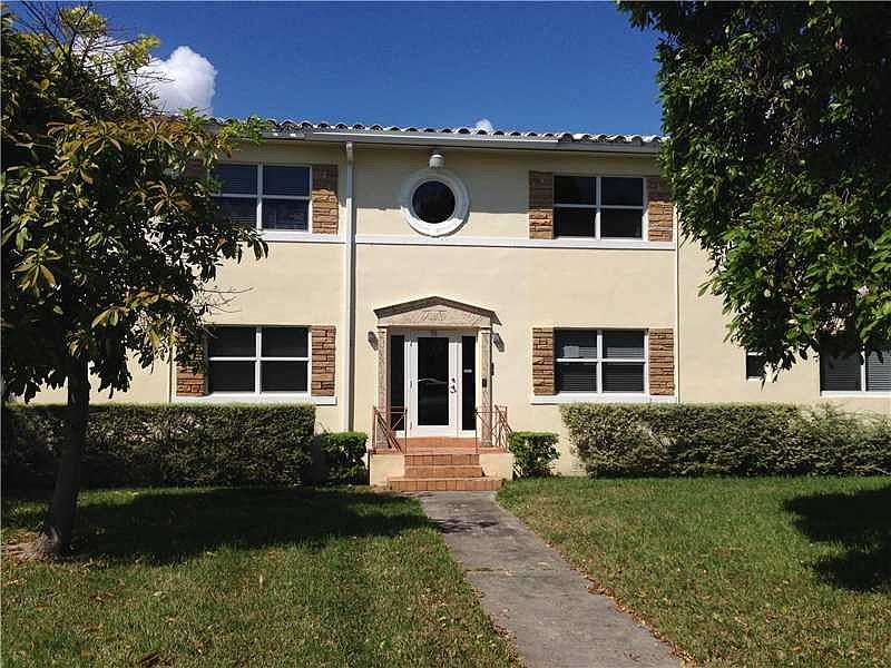1st image of 726 NE 92nd St APT 5