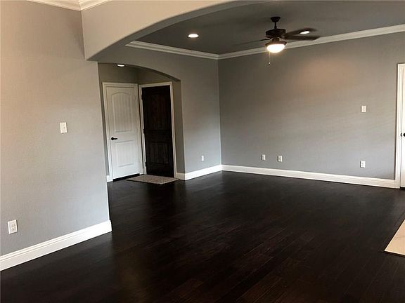 3rd image of 4601 Mariner Dr
