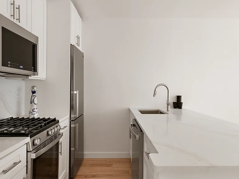 5 E 22nd St #9G — Photo 3