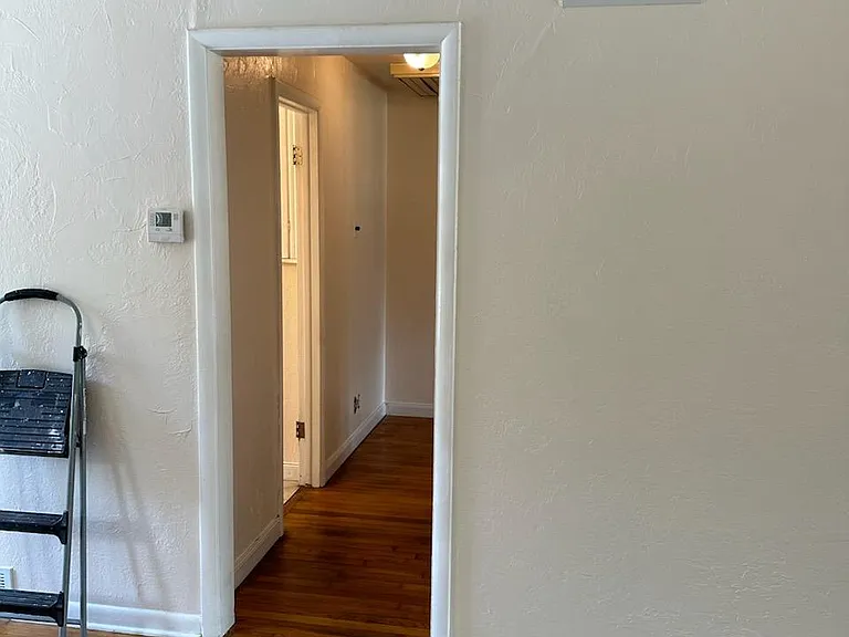 1525 Melrose Dr — Photo 12