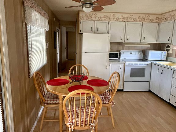 4th image of 20561 Tahitian Blvd