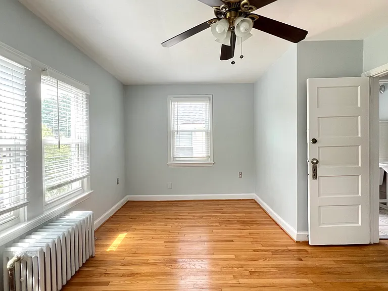 3711 22nd St NE — Photo 9