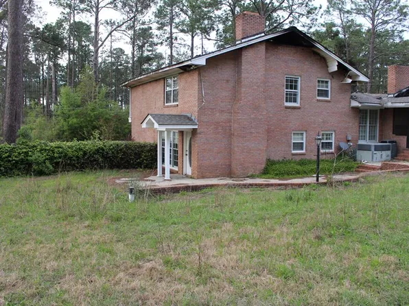 406 Goss Dr, Ashburn, GA 31714