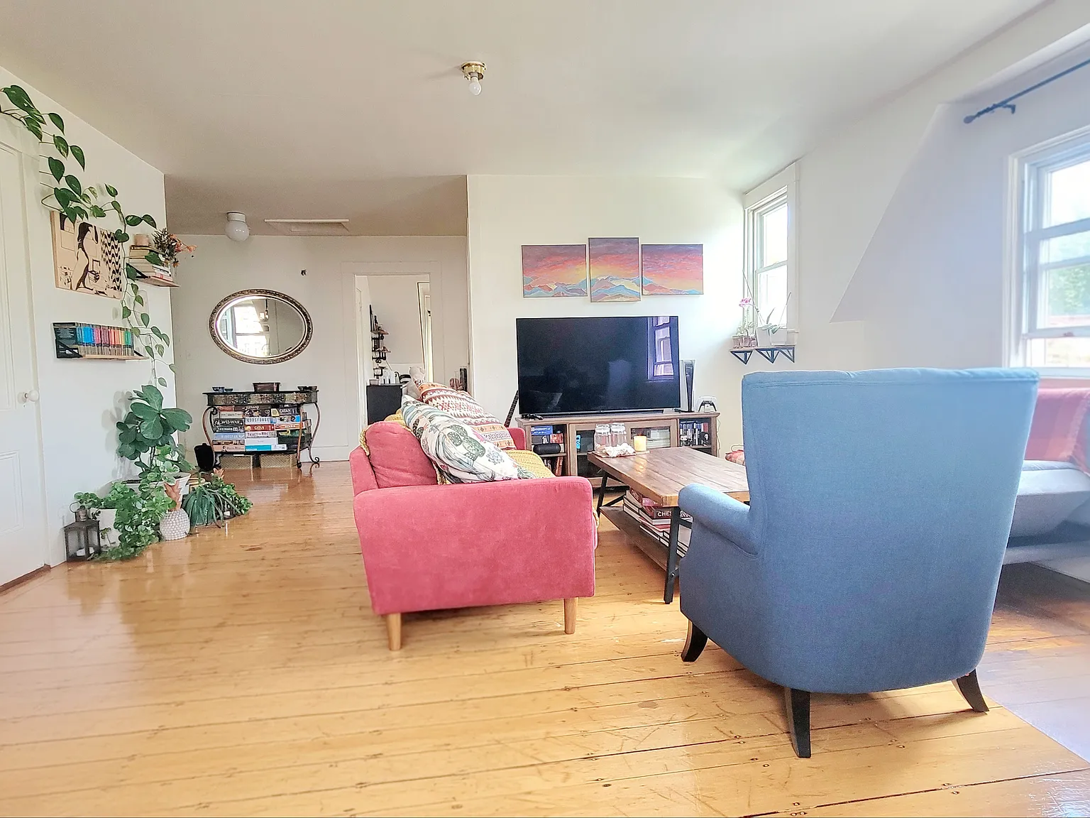 2 bed, 3000 sqft, $3,000 — Photo 1