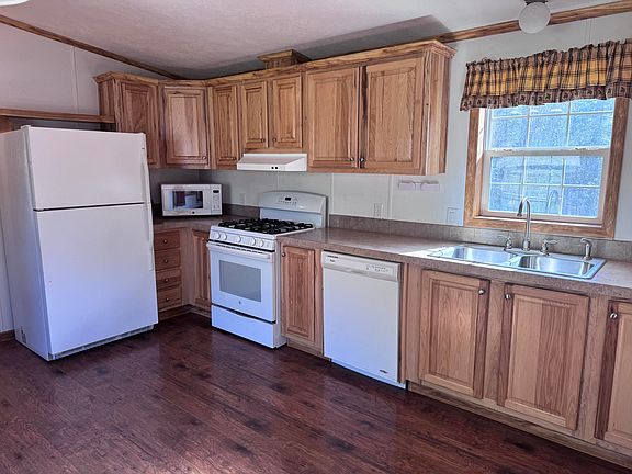 5th image of 1676 Hudson Road