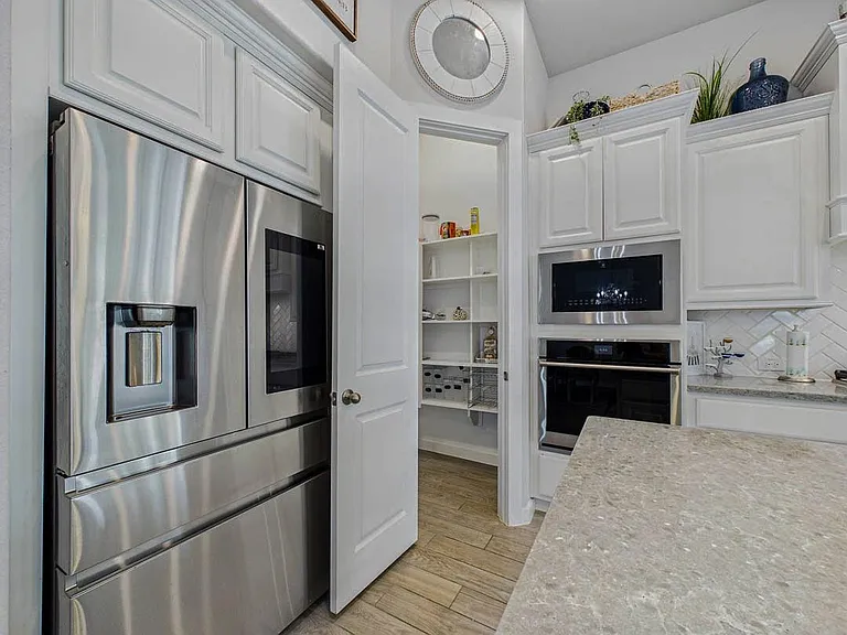 9623 Wright Dr — Photo 16