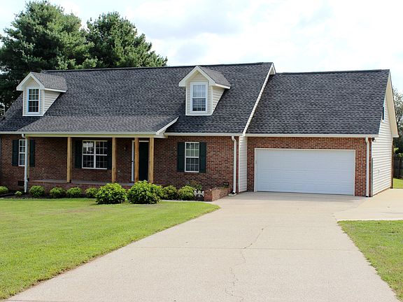 4th image of 2627 Galahad Dr