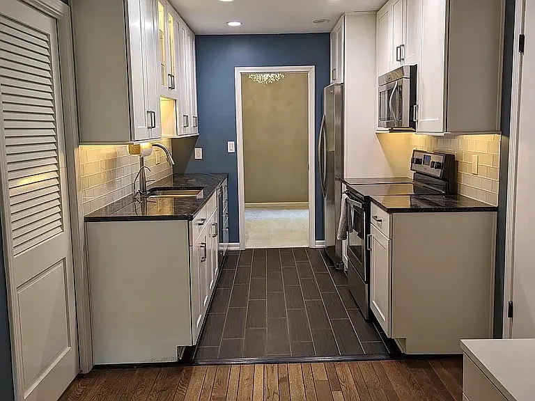 8238 Taunton Rd — Photo 7