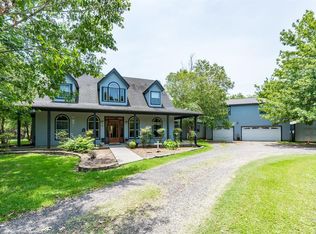 9130 Point Barrow Rd, Beach City, TX 77523