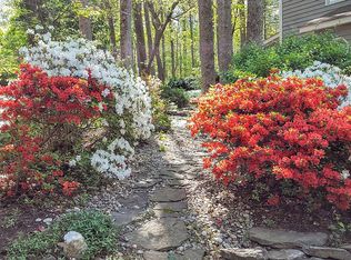 5743 Heatherstone Dr, Raleigh, NC 27606