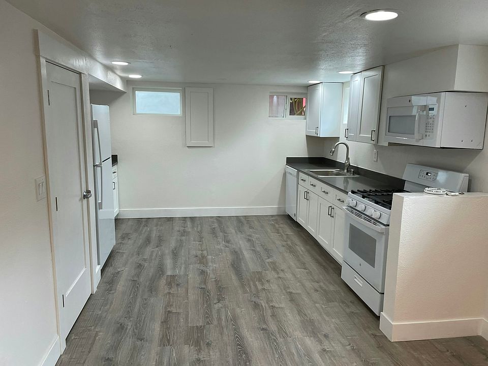 1st image of 15914 84th Ave NE #C