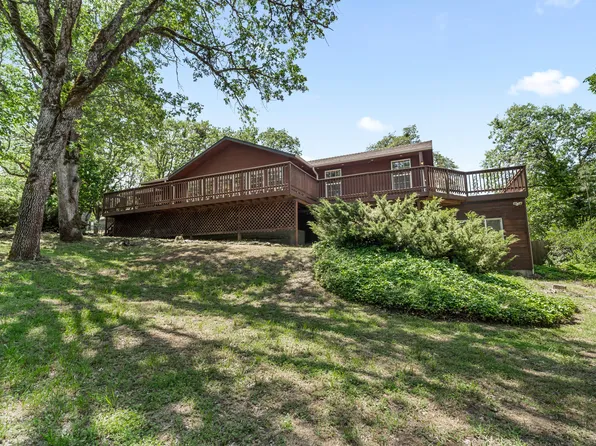 4881 Old Stage Rd, Central Pt, OR 97502