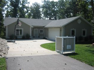 104 Concord, Four Seasons, MO 65049