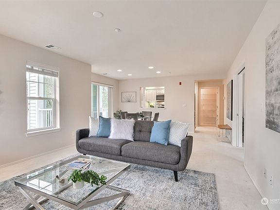 5th image of 22425 SE Highland Lane #206