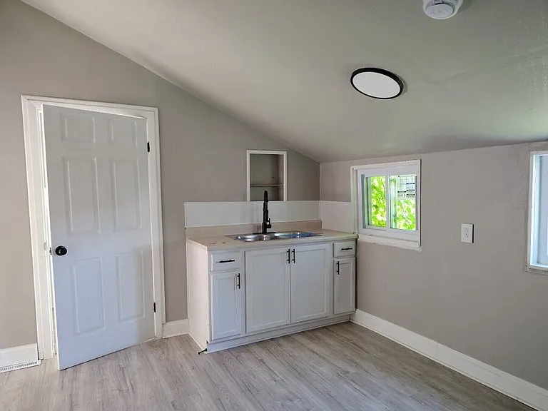 4212 Apple Ave #1 — Photo 7