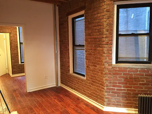 Rented by WRE Group | media 27